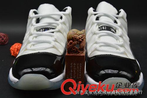 籃球鞋 現(xiàn)貨批發(fā)喬運(yùn)動鞋AJ11 Concord Low 黑白 528895-153經(jīng)典籃球鞋
