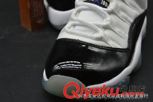籃球鞋 現貨批發喬運動鞋AJ11 Concord Low 黑白 528895-153經典籃球鞋