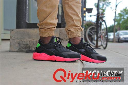 耐克Nike 新款air huarache 華萊士透氣鞋時(shí)尚跑步鞋潮流男女鞋騷粉招代理