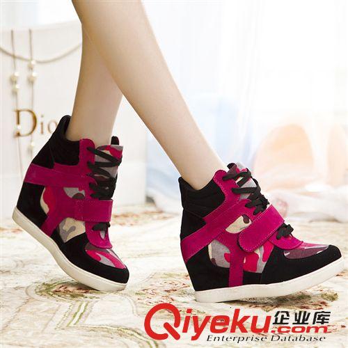 高幫鞋 迷彩時(shí)尚運(yùn)動風(fēng) 休閑運(yùn)動單鞋 內(nèi)增高幫鞋 新款女鞋 迷彩休閑鞋原始圖片3