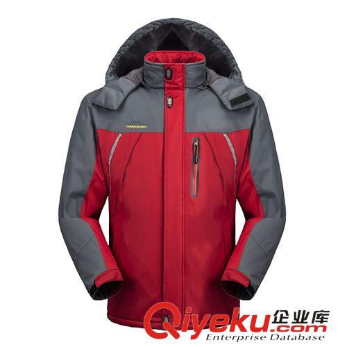 持续上新冲锋衣厚款 2015秋冬户外登山服加厚保暖防雨珊瑚绒抓绒毛内胆大码冲锋衣男潮