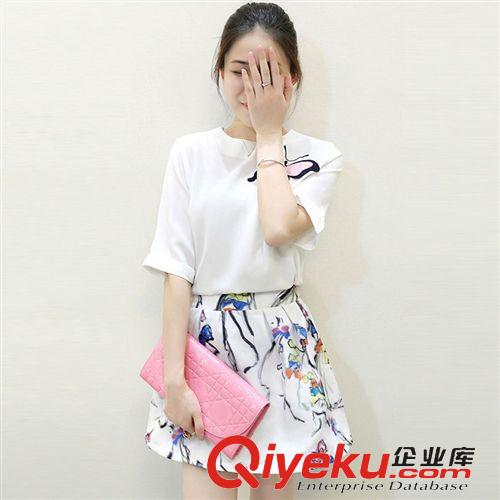 5月新款更新 2015夏裝新款女裝時尚兩件套裝裙個性印花雪紡上衣休閑套裙原始圖片2