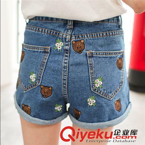 【牛仔專區(qū)】 2015夏裝新款韓版少女青少年可愛小熊刺繡卷邊牛仔短褲女原始圖片3