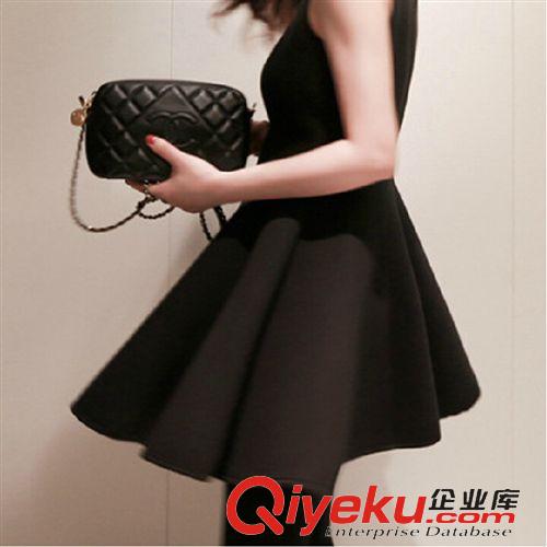 2015.3.20 2015韓國代購春夏裝新款v領(lǐng)連衣裙A字無袖背心裙氣質(zhì)修身打底裙原始圖片3