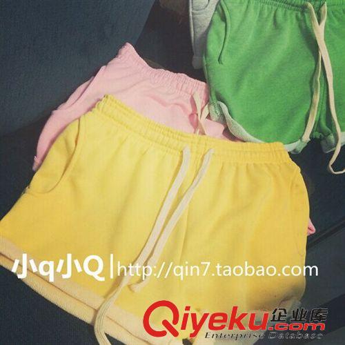 女士休閑褲 2015夏季新款 糖果色衛(wèi)衣料卷邊休閑運(yùn)動(dòng)短褲     A219原始圖片2