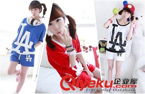 2015年3月新品 2015夏季新款韓版時(shí)尚字母LA短袖T恤+短褲 休閑運(yùn)動(dòng)套裝女原始圖片3