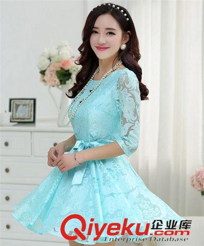 2015  4月{dy}季 2015夏季新款女韓版氣質(zhì)修身OL性感蕾絲打底連衣裙現(xiàn)貨1890原始圖片3
