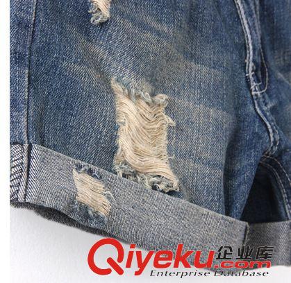 牛仔系列 韓版女裝 翻邊卷邊破洞牛仔短褲 夏天寬松加大碼胖褲原始圖片3