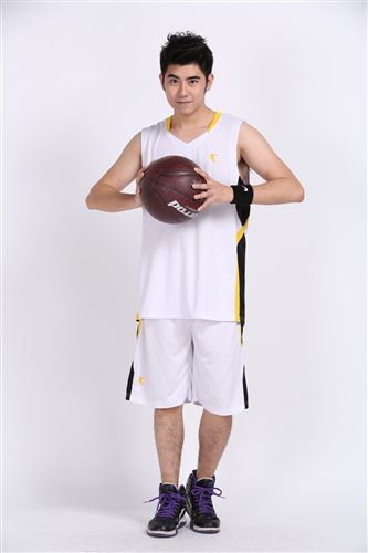 4月新品 2015籃球服批發(fā)男科比籃球運動套裝比賽隊服訓練球衣背心健身LOGO原始圖片3