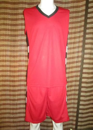 2015新品 2017足球服批發(fā)招代理 男短袖光板足球服 比賽訓練足球隊服 男足