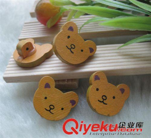 木頭鈕扣 供應(yīng)手工木頭紐扣可愛卡通造型廠家直銷歡迎來樣訂做原始圖片3