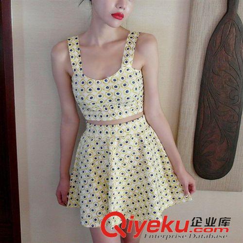 5.26 2015夏季新款歐美街頭港風(fēng)雪紡吊帶+短褲休閑褲套裝 女