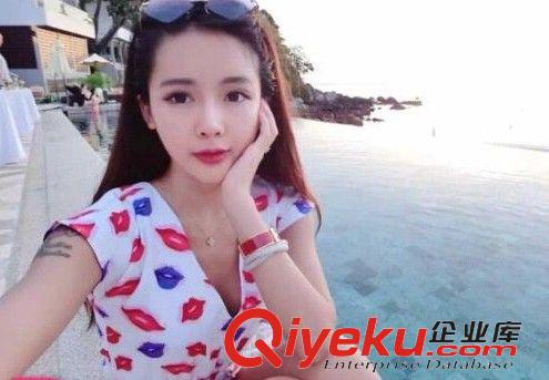 5月23號新款 三亞度假波西米亞風(fēng)甜美露肩碎花連衣褲泡泡袖連體短褲原始圖片2