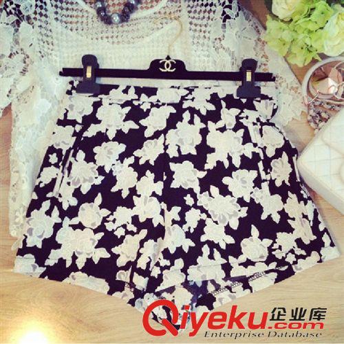 {一件代發(fā)區(qū)} 夏季韓版蕾絲小香風(fēng)蕾絲短袖上衣+吊帶+短褲三件套套裝