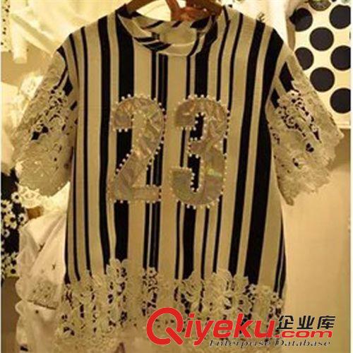 韓國代購二期 韓國東大門代購夏裝新款韓版豎條紋短袖t恤女釘珠蕾絲拼接上衣潮