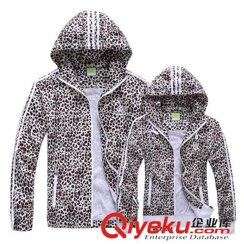 衛(wèi)衣 新款運(yùn)動裝男沖鋒衣戶外防風(fēng)防雨透氣單層可脫卸帽戶外服春秋