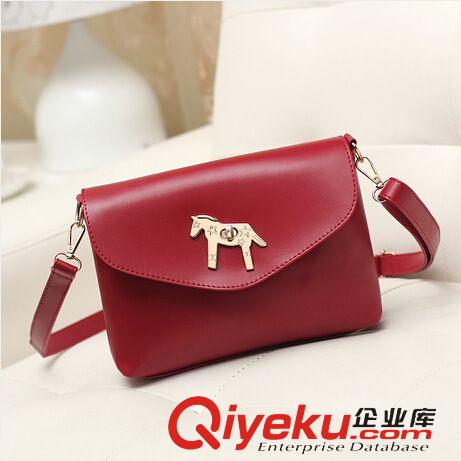 潮品包包 網(wǎng)店代理 一件代發(fā) 潮新款可愛單肩斜挎包小包女士鎖扣小馬包原始圖片2