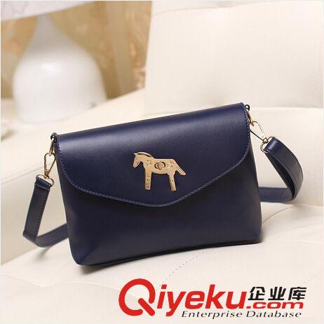 潮品包包 網(wǎng)店代理 一件代發(fā) 潮新款可愛單肩斜挎包小包女士鎖扣小馬包原始圖片3