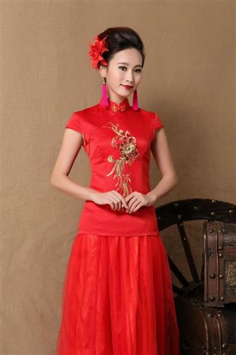 中國風--婚紗、禮服.旗袍.唐裝系列 富茵娜紅色新娘旗袍 結婚敬酒服復古刺繡花短款改良旗袍 雍容高貴