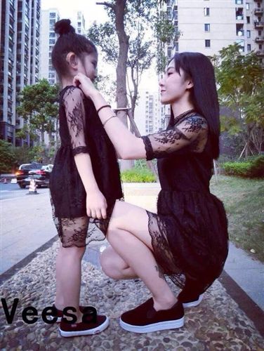 熱銷款 外貿(mào)新款女裝 歐美風(fēng)大牌交叉掛脖性感連衣裙  地?cái)傌浽淳W(wǎng)批發(fā)網(wǎng)