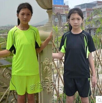 乒乓球服（情侶款） 批發供應正品男女款羽毛球服套裝乒乓球運動服排球服網球服情侶款