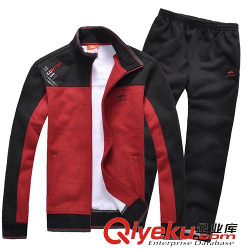 2013男裝冬季套裝 批發(fā)價2013zp男裝開衫立領(lǐng)運動服胸前線條休閑套裝8005A