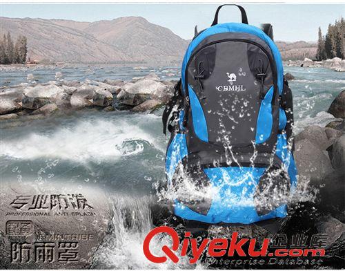 男沖鋒衣 戶外情侶沖鋒衣廠家 男女登山服防風防水保暖三合一沖鋒衣批發