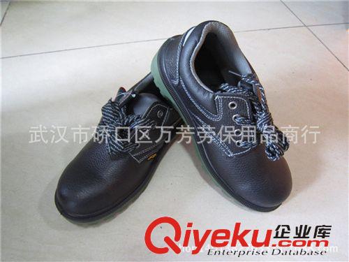 勞保鞋系列 批發(fā)05wj棉鞋黃色翻毛綠色帆布冬季加厚保暖雪地防寒靴