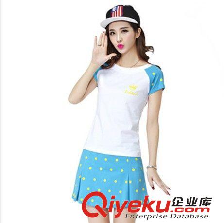 休閑運(yùn)動套裝 夏季新款女式休閑運(yùn)動裝 韓版氣質(zhì)顯瘦波點(diǎn)短裙+圓領(lǐng)短袖T恤原始圖片3