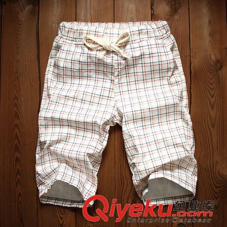 潮男爆款推薦 男士潮品2015夏季新款沙灘褲男 韓版紅格子百搭中褲五分褲