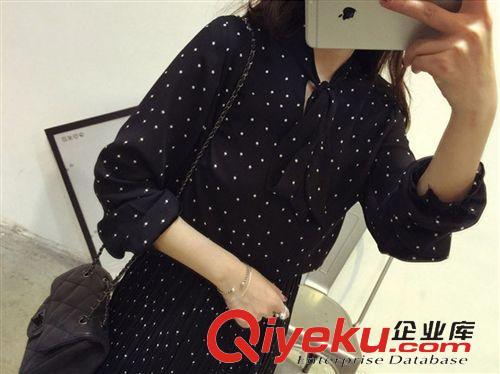 三月中旬上衣 2015定制春夏 打底甜美V領蝴蝶結連衣裙荷葉長袖百褶裙 女
