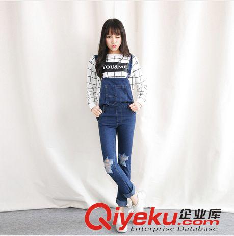 爆款女褲 2015春季新款 韓版來自星星的你牛仔背帶褲星星破洞