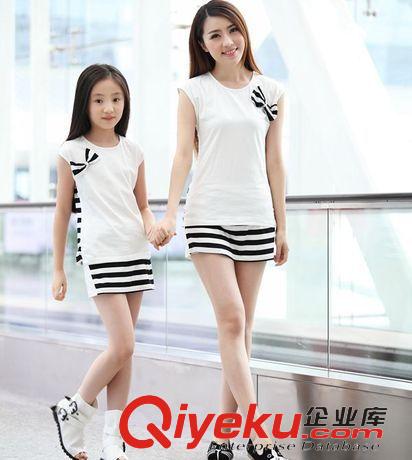 2015親子裝新品 親子裝夏裝沙灘親子裝夏全家裝三口時尚母女裝蕾絲連衣裙