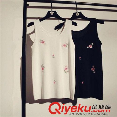 【上裝專區(qū)】 夏裝2015歐美新款慵懶風(fēng)口紅印花中長款無袖T恤女不規(guī)則圓領(lǐng)背心