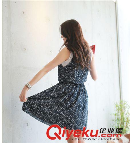 4月{zx1}主打爆款 韓國代購2015{zx1}夏季新款韓版時尚碎花吊帶系帶寬松連衣裙女