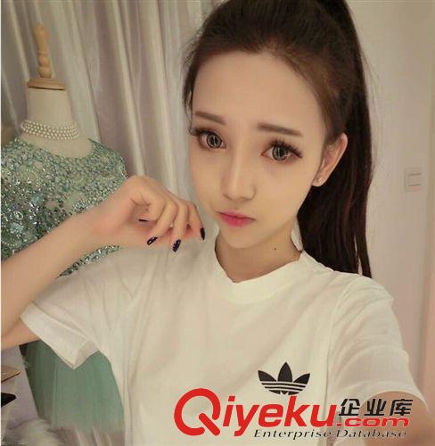 5月{zx1}時尚爆款 爆款2015夏季韓版新品時尚帥氣三葉草字母圓領短袖休閑兩件套裝
