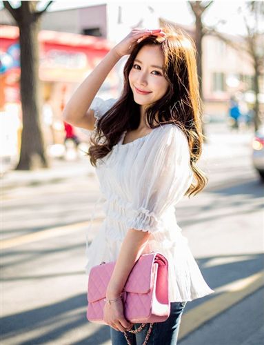 5月{zx1}時尚爆款 爆款2015夏季時尚新款可愛淑女褶皺木耳邊收腰一字領純色襯衫原始圖片2