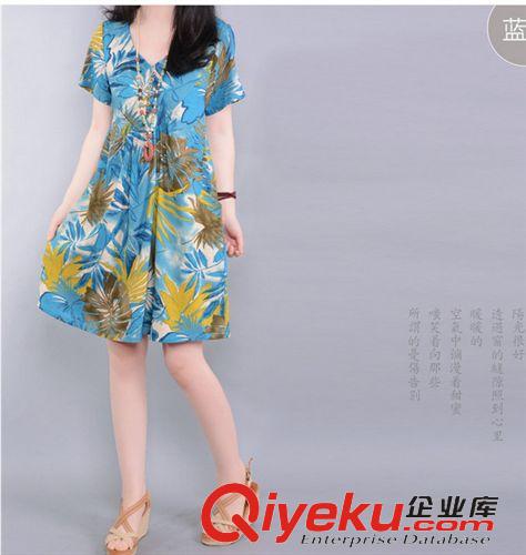 大碼女裝 2014夏季新款韓版大碼V領(lǐng)大花拼接寬松短袖連衣裙 #原始圖片2