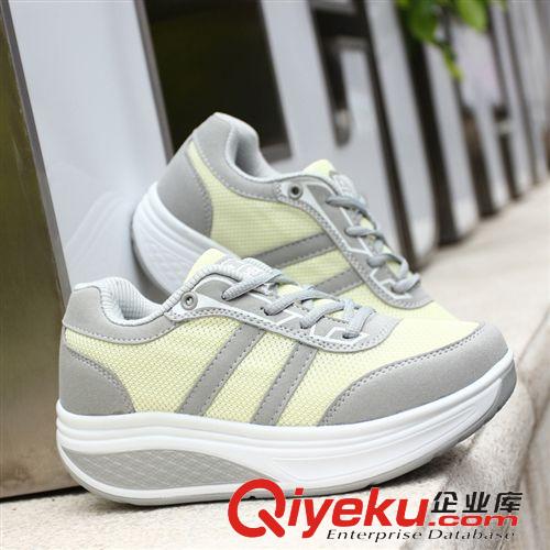 女鞋 廠家直銷 爆款潮流時(shí)尚女士運(yùn)動(dòng)休閑鞋網(wǎng)面松糕厚底搖搖鞋女批發(fā)原始圖片2