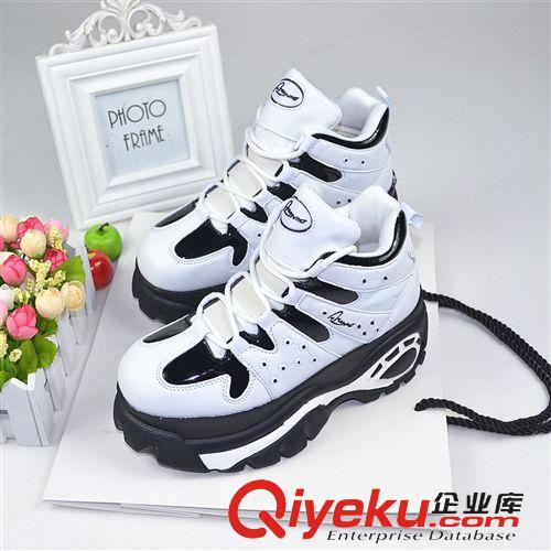 松糕鞋 批發零售SKECHERS斯凱奇韓流街拍鞋黑白韓版休閑鞋運動鞋跑步鞋