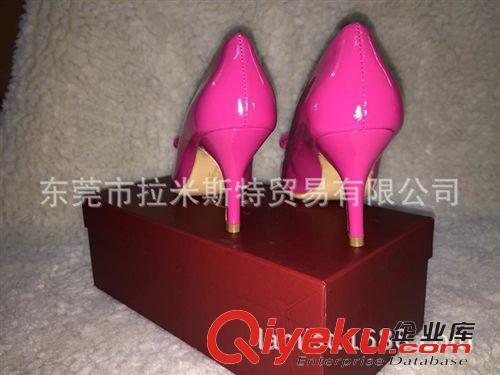 2015新款單鞋上新 2015新款新款sf家女鞋F(xiàn)家蝴蝶結(jié)zp大底高跟女鞋單鞋漆皮婚鞋