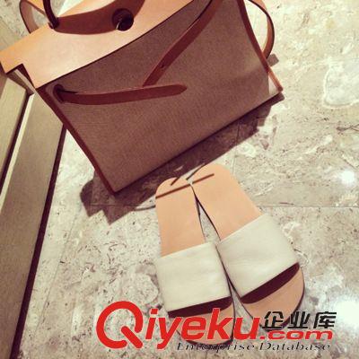 15年3月{dy}波新品 歐美OL優雅英倫女鞋金屬鏈條平底鞋淺口尖頭平跟單鞋紅色結婚鞋潮