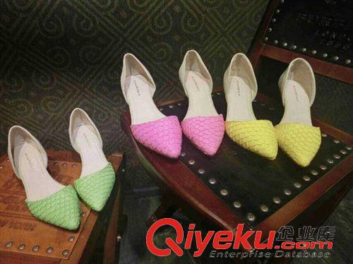 新品上架 15春夏新款糖果拼色細(xì)跟中跟淺口zp尖頭單鞋子女招代理一件代發(fā)
