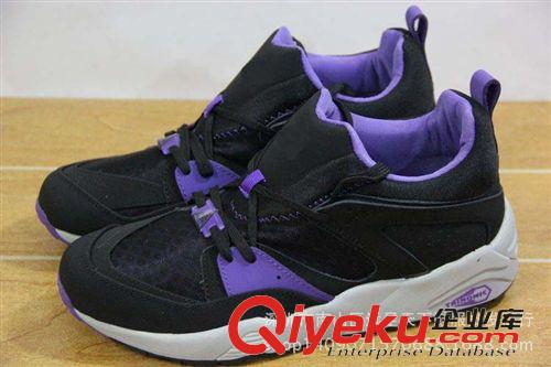 2015潮流鞋 R698男女慢跑步鞋Blaze of Glory花卉大黑白紅鯊Sneaker Freaker