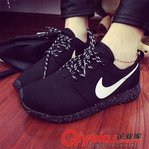 女鞋 春夏roshe run鞋女小跑休閑運動鞋倫敦旅游跑步鞋女鞋黑白跑鞋輕原始圖片2