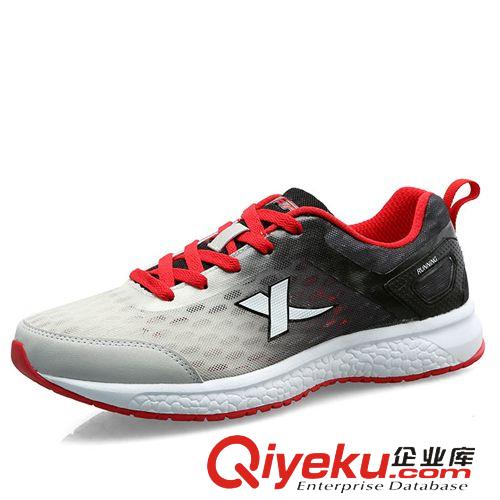 跑步鞋 特步男鞋跑步鞋正品2015春夏季新品輕便透氣運動鞋網面休閑鞋跑鞋原始圖片2