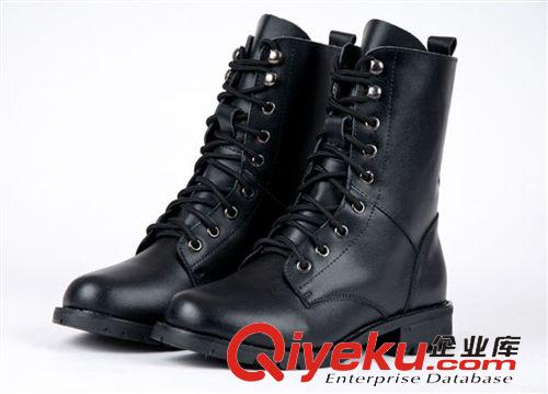 軍靴 新款女靴頭層 英倫時(shí)尚馬丁靴 zp女靴  外貿(mào)歐美復(fù)古女靴原始圖片2