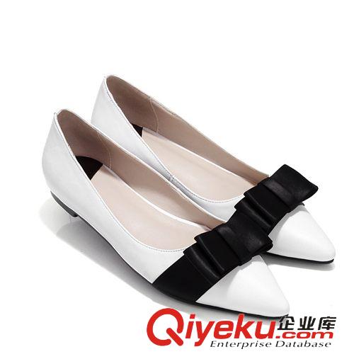 實(shí)體店拿貨專區(qū) 包郵女鞋2015休閑風(fēng)格舒適平底女涼鞋交叉綁帶松緊鏤空zp女鞋