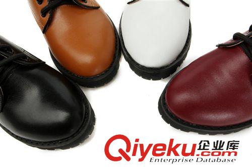 2015年01月 2014春新款低幫英倫平跟系帶馬丁鞋真皮 百搭復(fù)古秀氣通勒女原始圖片2