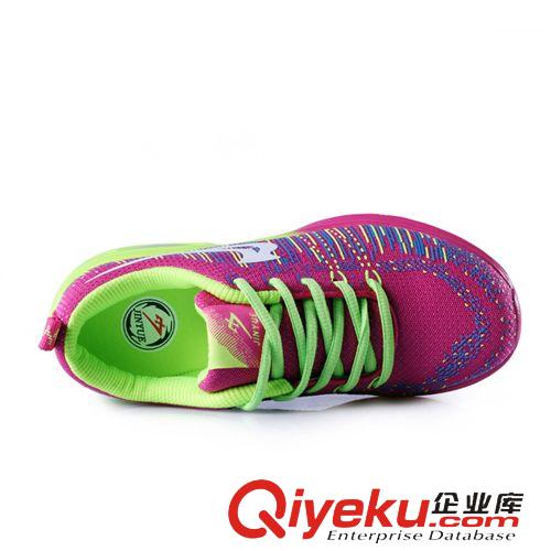 50-80元 創(chuàng)渃春秋新款女鞋透氣飛線跑步鞋潮流運(yùn)動(dòng)鞋時(shí)尚運(yùn)動(dòng)休閑單鞋批發(fā)原始圖片2